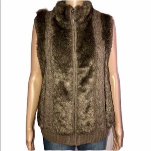 Carte faux fur vest